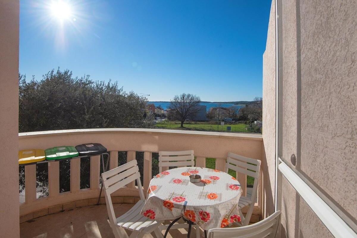 Apartment Stela ميدولين المظهر الخارجي الصورة