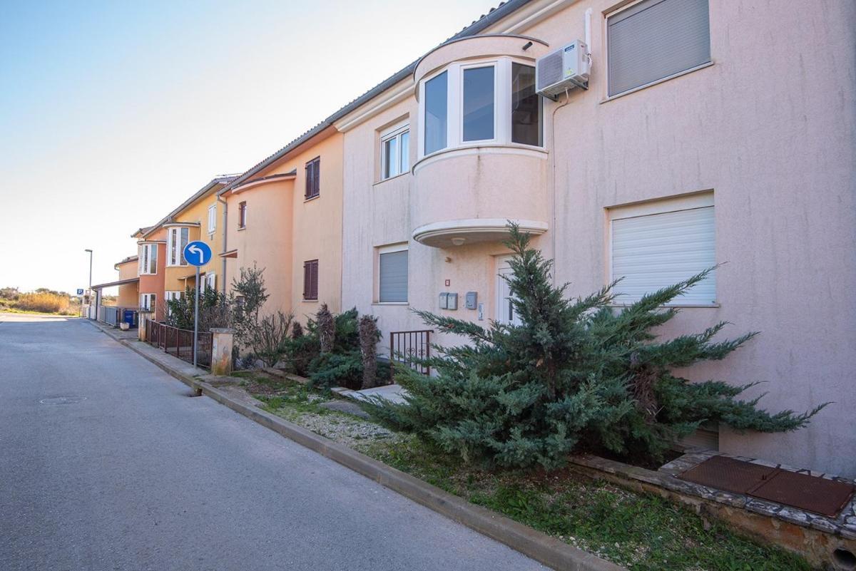 Apartment Stela ميدولين المظهر الخارجي الصورة